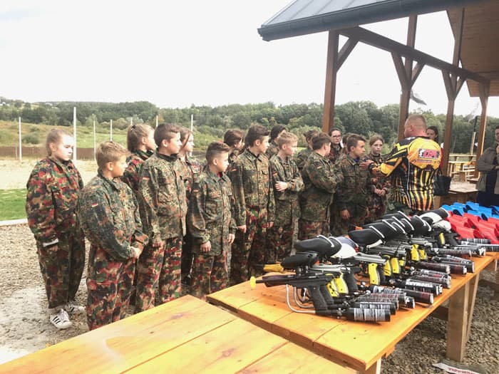 Paintball dla Dzieci w Arenie Mocy – Bezpieczna Zabawa
